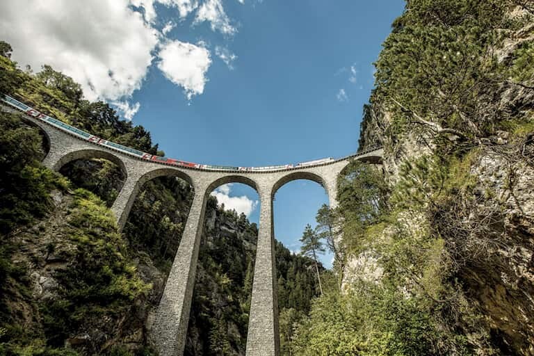 El viaducto de Landwasse, en Suiza